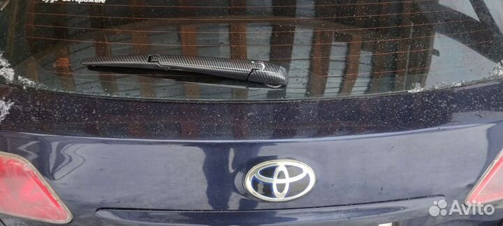 Toyota Avensis 2.0 МТ, 2009, 275 000 км