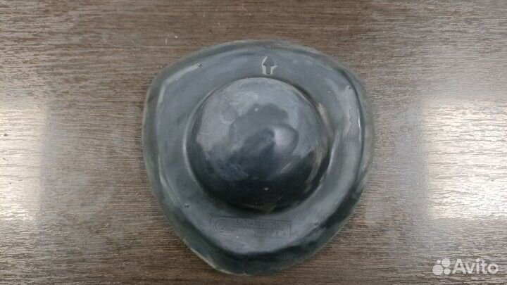 Пыльник задний правый Bmw X5 E53