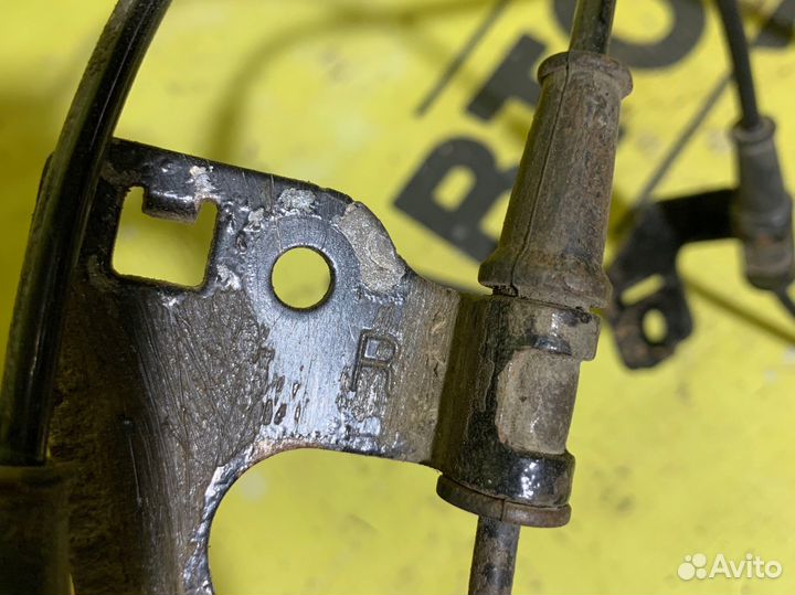 Датчик абс передний правый Киа Рио 4 Солярис 2