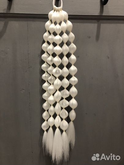 Резинка для волос из канекалона