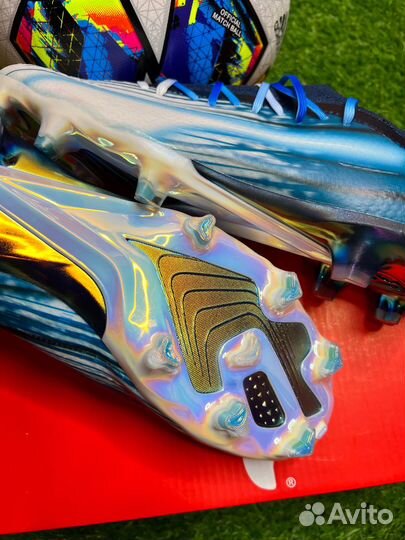 Футбольные бутсы