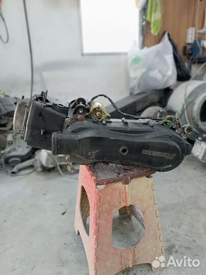 Двигатель на скутер 150.кубов. 157QMJ