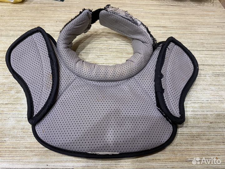 Защита шеи вратаря, ошейник вратарский хоккейный