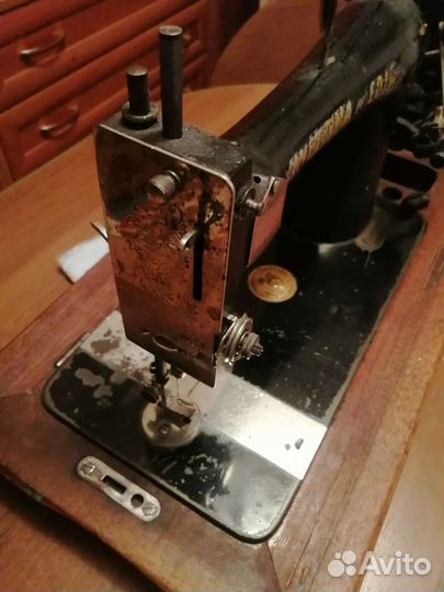 Швейная машинка