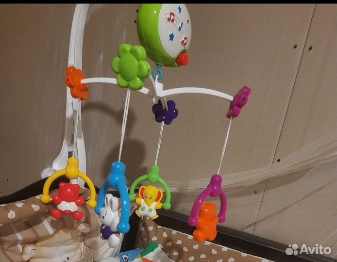 Мобиль-карусель новый в коробке
