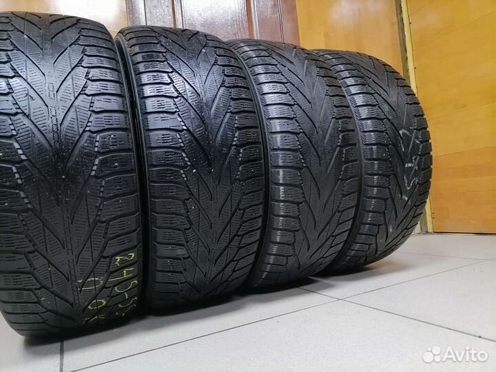 Nokian Tyres Hakkapeliitta R2 SUV 245/55 R19