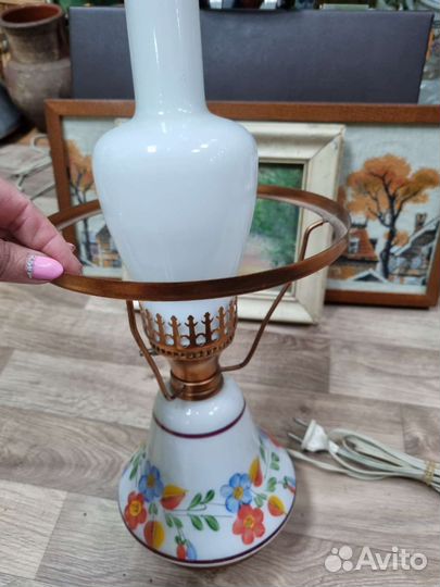 Лампа настольная, молочное стекло, роспись. СССР