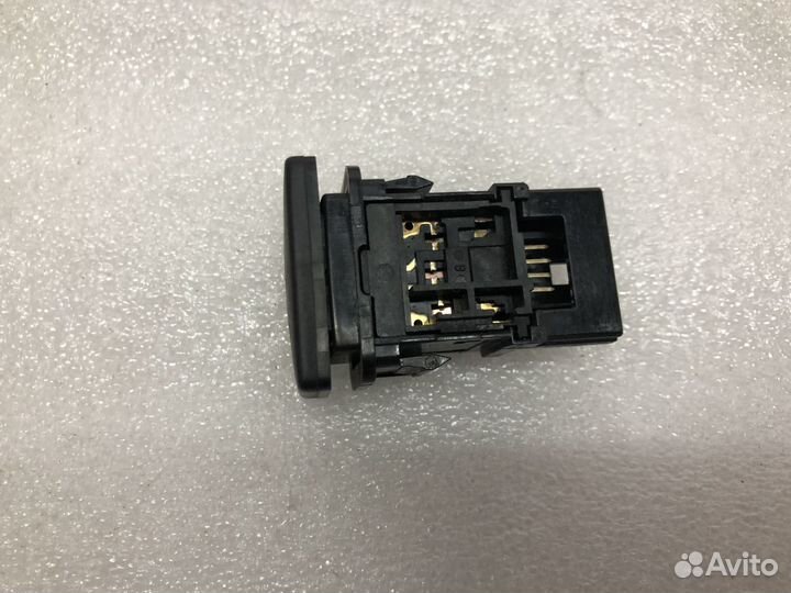 Накладка (кузов внутри) Toyota Camry V50