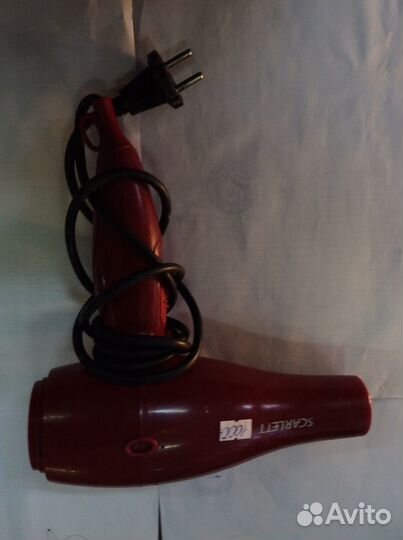 Продам фен scarlett