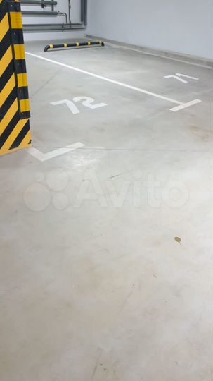 Машиноместо, 15 м²