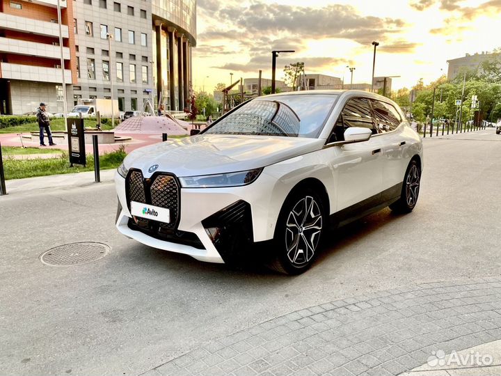 BMW iX AT, 2022, 6 400 км