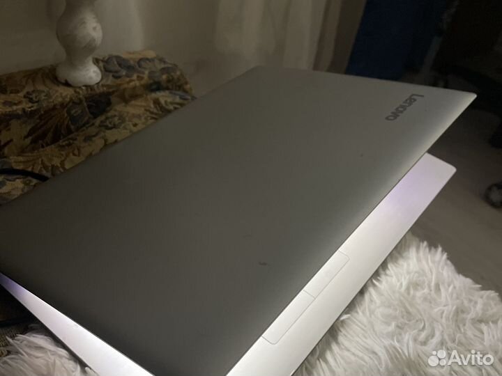 Ноутбук lenovo