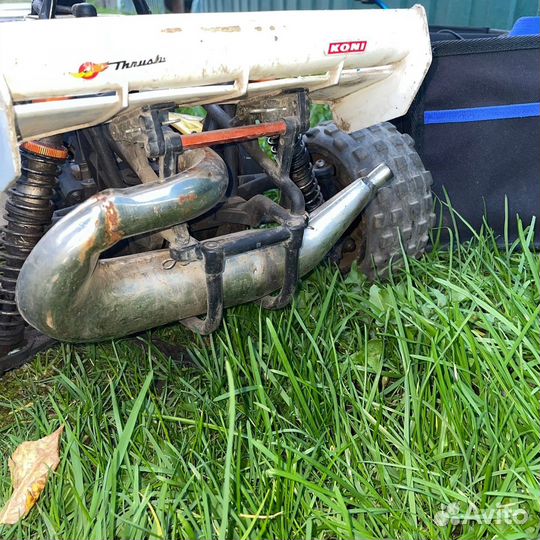 Машина на радиоуправлении для дрифта