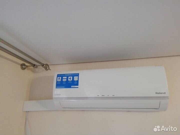 Кондиционер инверторный Roland FIU-07HSS010/N4