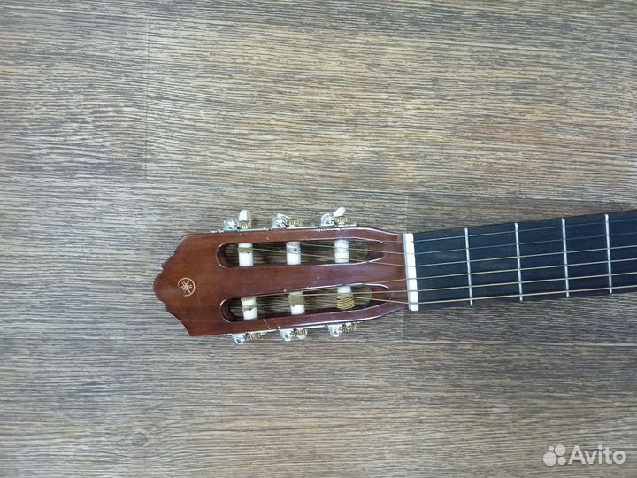 Гитара yamaha c40