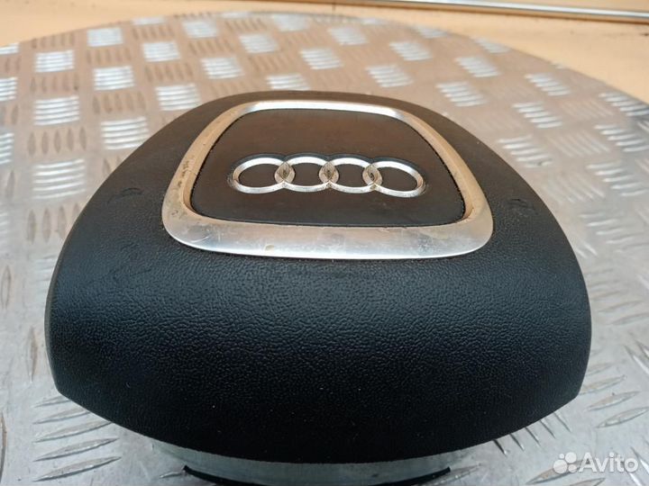 Подушка безопасности в рулевое колесо Audi Q7