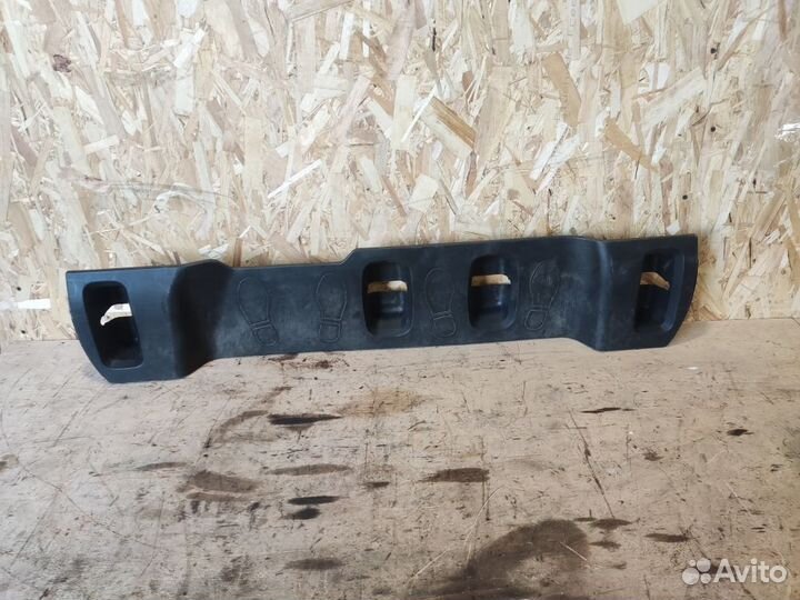 Обшивка багажника Chevrolet Captiva 1