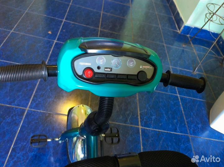 Велосипед детский с ручкой