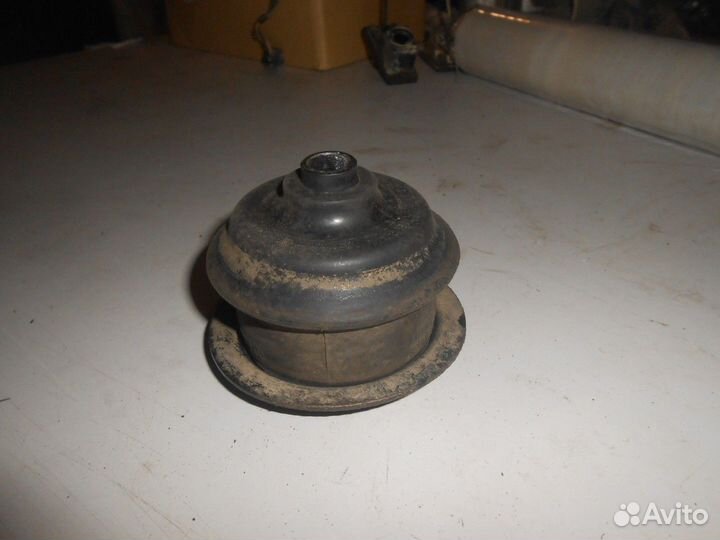 Опора кузова (SsangYong Kyron)