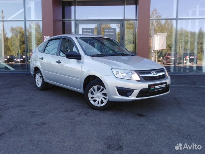 LADA Granta 1.6 МТ, 2018, 65 444 км