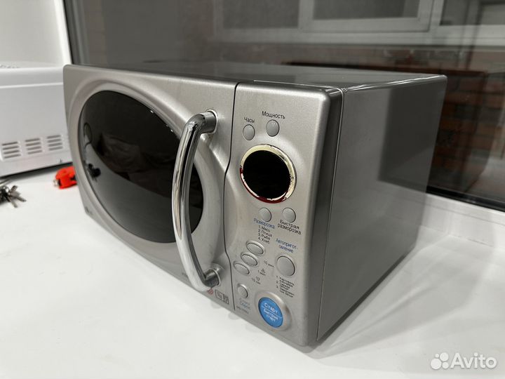 Микроволновая печь LG MS-196U