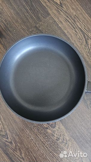 Кастрюли 2 шт и сковорода matissa