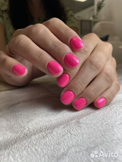 Маникюр в студии