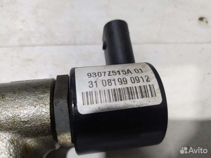 Рейка топливная Mercedes W204 C-class