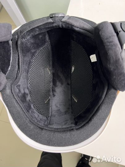 Горнолыжный шлем