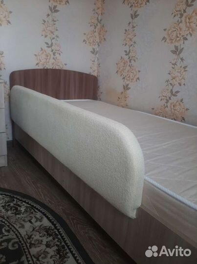 Перегородка на кровать