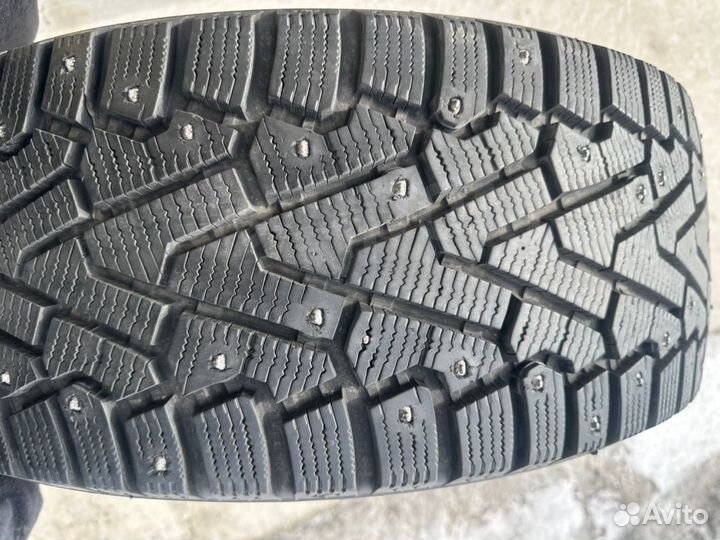 Pirelli Ice Zero 225/45 R19