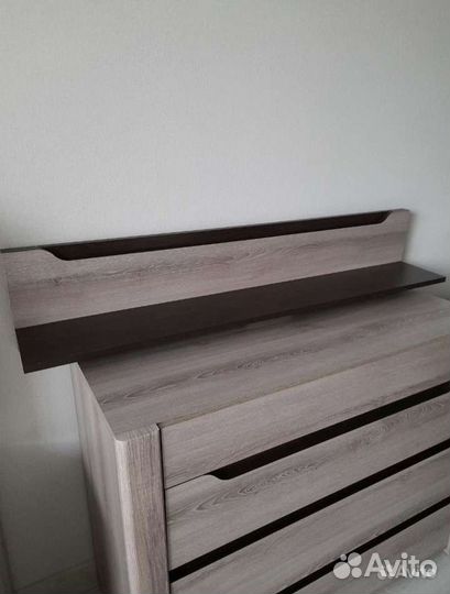 Полка настенная 1,5 м