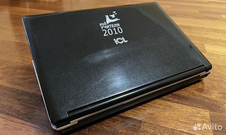 Ноутбук ICL raybook si142