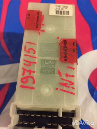 Моторчик стеклоподьемника Инфинити FX