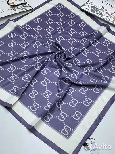 Шелковый платок новый