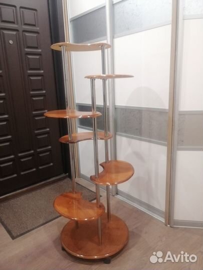 Подставка для цветов (цветочница)