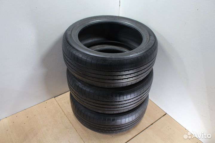 Yokohama Advan Sport V105 235/55 R19 101V