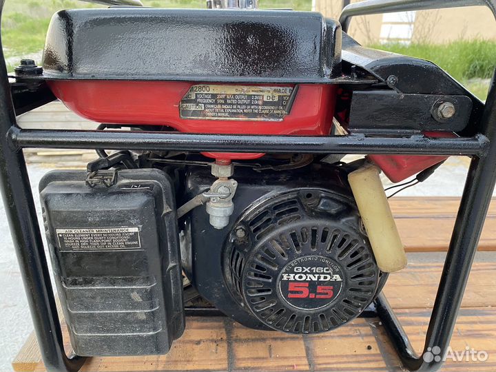 Бензиновый генератор 2.2 кВт Honda оригинал