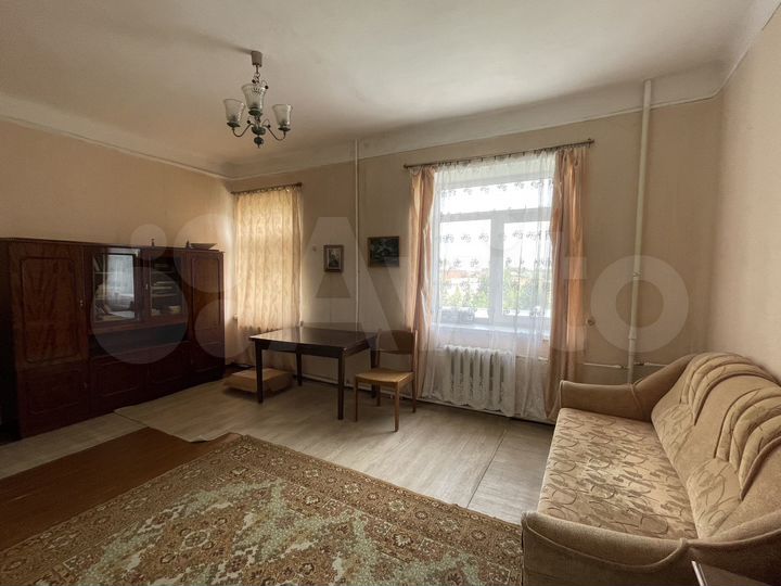 2-к. квартира, 58 м², 4/4 эт.