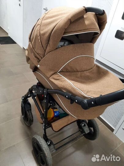 Коляска 2 в 1 Smile Line Platinum 18