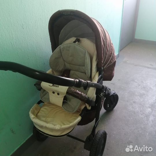 Прогулочная коляска