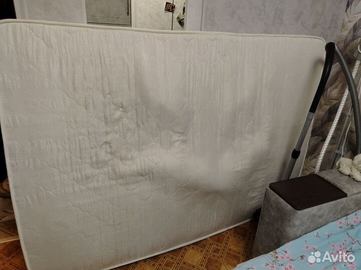 Матрас 180 х 200 бу