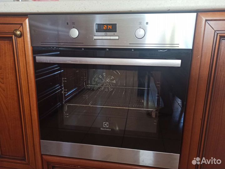 Духовой шкаф Electrolux