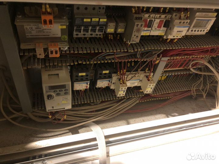 Автоматический кромкооблицовочный станок