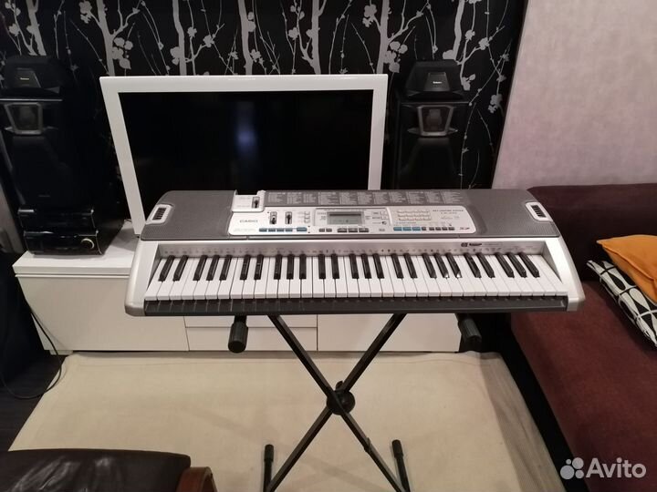 Синтезатор. Casio