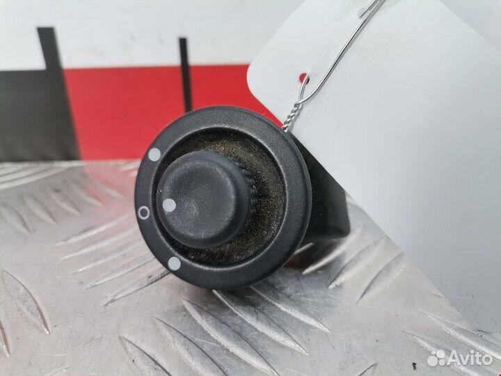 Кнопка (выключатель) Renault Megane рест. 2000