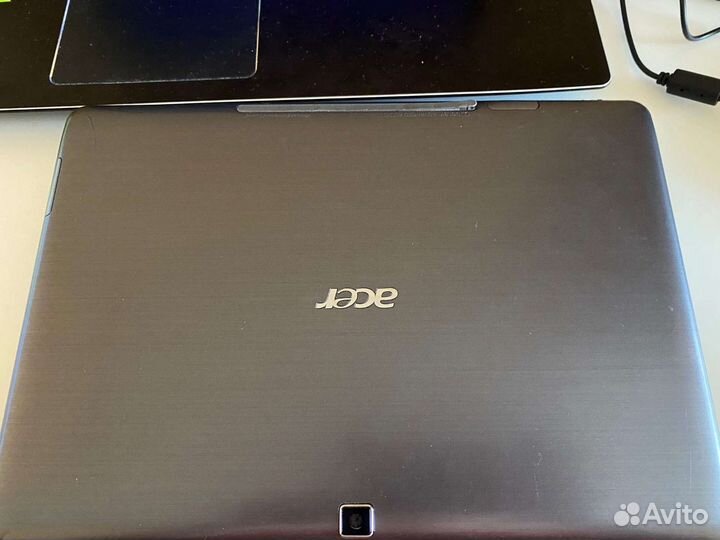 Acer Iconia Tab W501