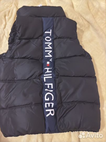 Tommy hilfiger жилетка