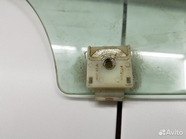 Стекло двери заднее правое (хэтчбек) (Mazda 3)