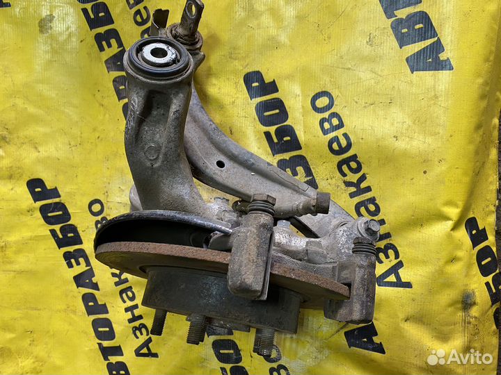 Задняя правая ступица Honda Civic 4D